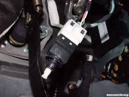 See DF033 repair manual